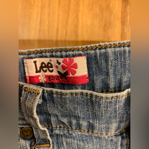 LEE Girls 539M749 Size 6X Blue Denim Jeans - Distressed Embroidered Flap Pockets - Picture 6 of 7